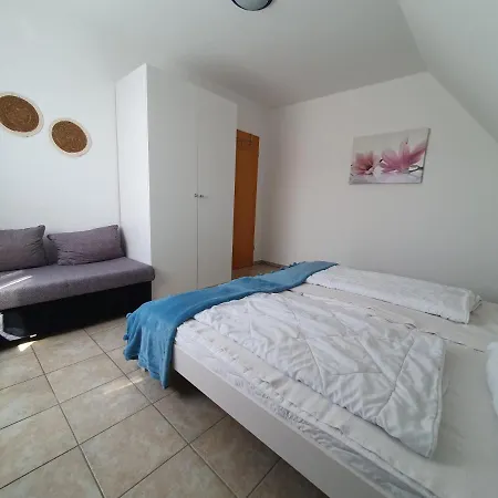 Cux Schwaermer Apartment