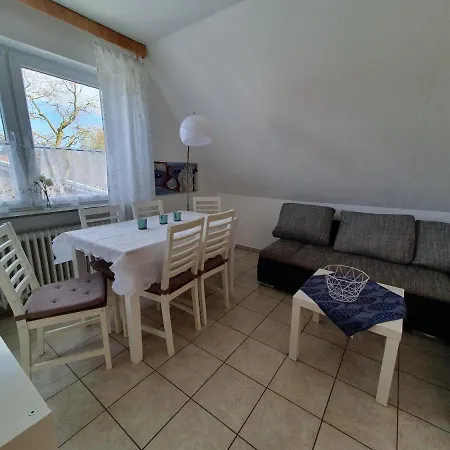 Cux Schwaermer Apartment *