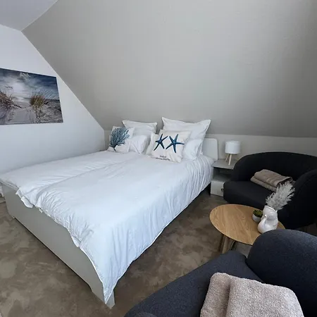 Cuxschwaermer - 3 Schlafzimmer,2 Baeder, Bis 7 Personen, Modernisiert 2026